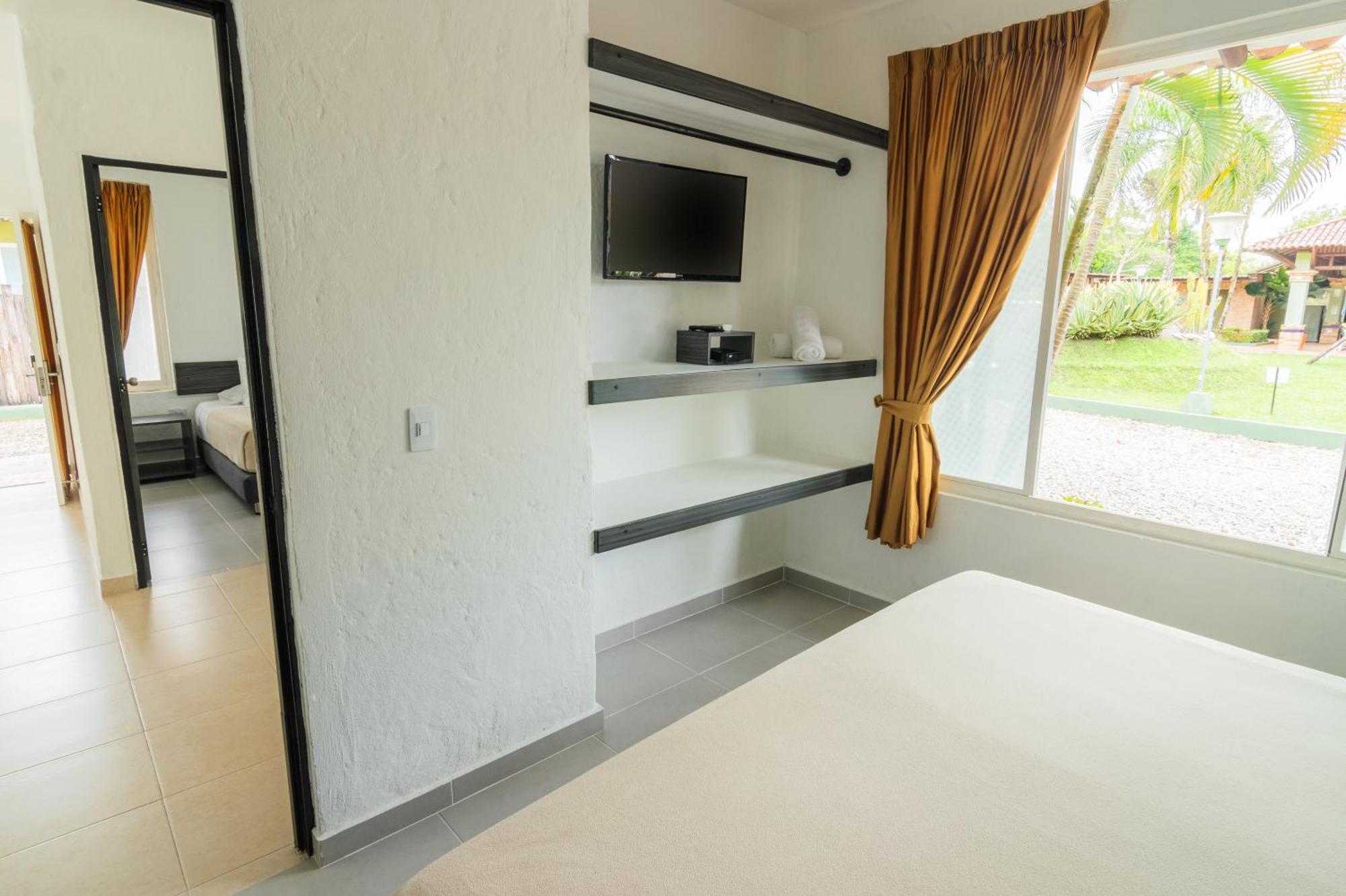 Hotel Paloverde Villas Campestres Apiay Buitenkant foto